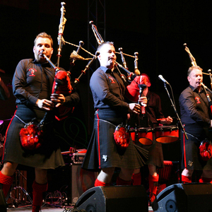 Red Hot Chilli Pipers (Coverband)
